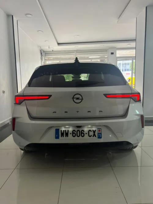 Opel Astra 2025 Js laine