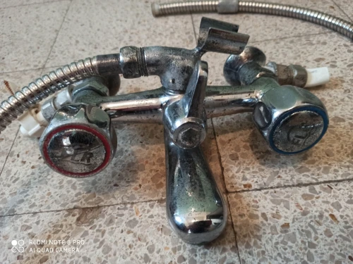 Mélangeur de bain -douche marque FLR+flexible