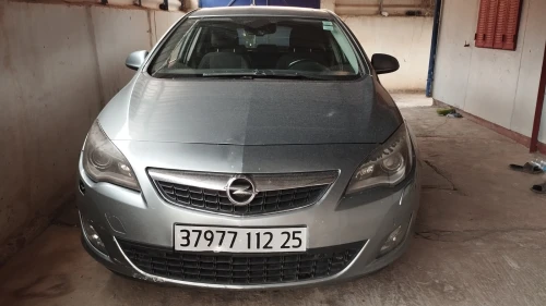 Opel Astra 2012 SPORT