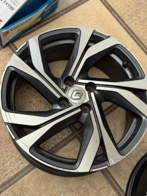 Jantes alliage Clio 5 RS line 