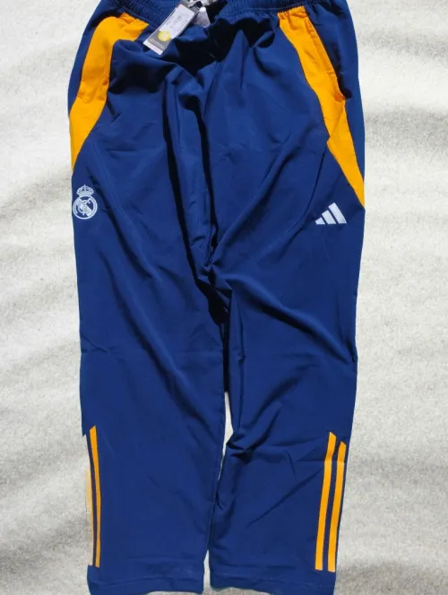 SurVetements Real madrid adidas originale taille XL