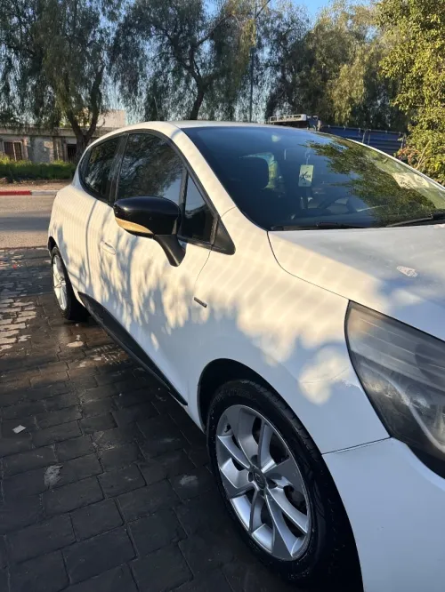Renault Clio 4 2016 Limited 2