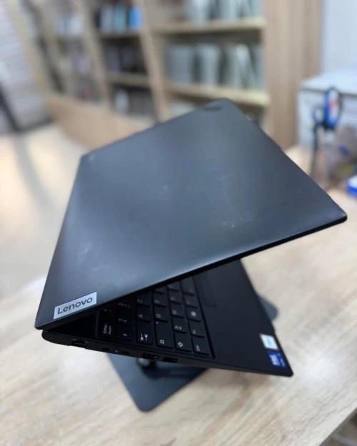 Lenovo ThinkPad L16 Gen 1 ULTRA 7 155U