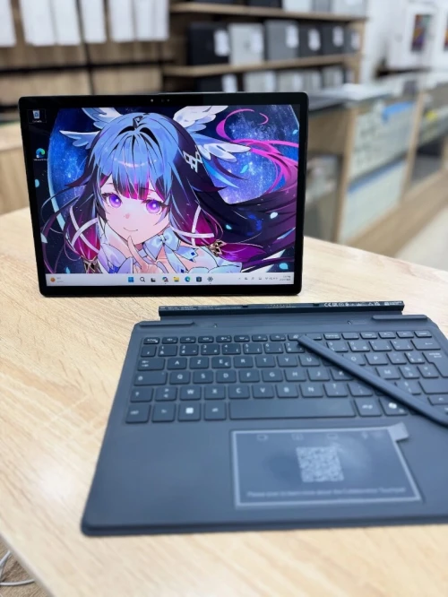 DELL Latitude 7350 Detachable 13 3K Ultra 5 134U 16GB/256GB AZERTY avec stylet