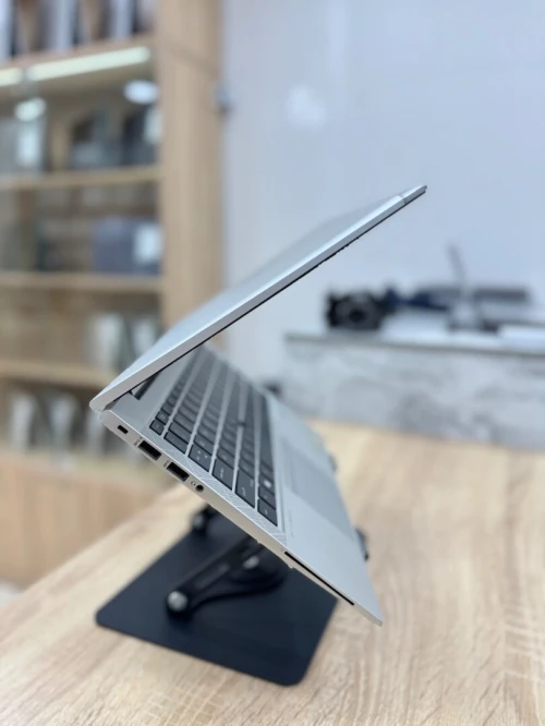 HP EliteBook 840 G7 14 i5-10210U 8GB/256GB