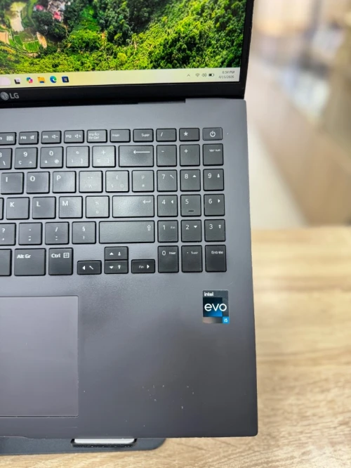 LG Gram 16  i5-1340P 16GB/512GB AZERTY 2.5K