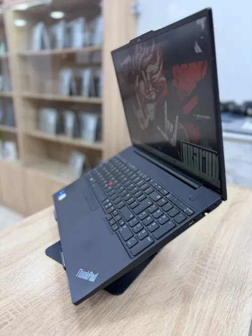 Lenovo ThinkPad E16 Gen 1 16 i5-1335U 16GB/512GB AZERTY