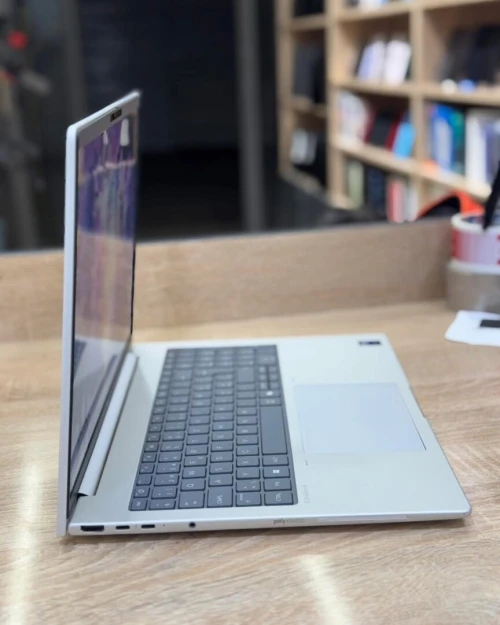HP EliteBook G1i 16 AI  Ultra 7 268V 32GB/512GB SSD