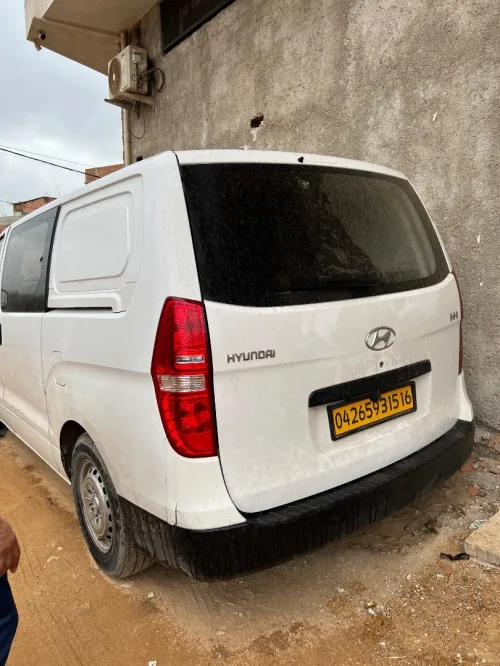 Hyundai H1 2015 Vitré 6 places