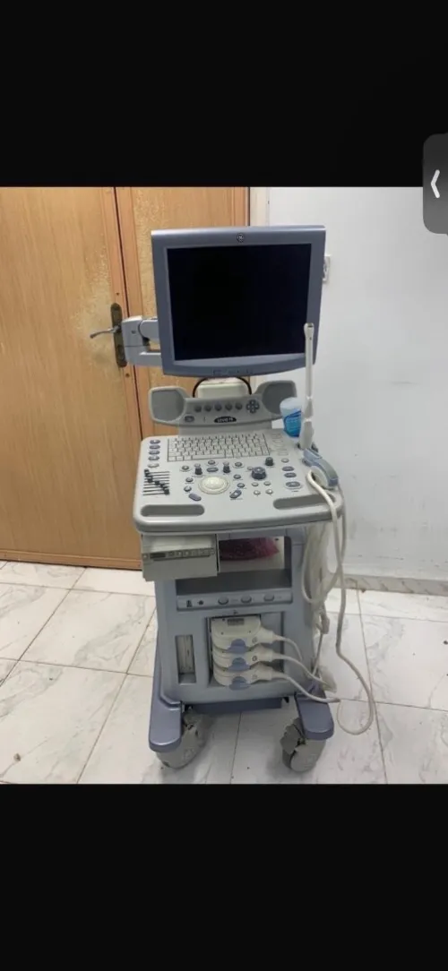 Echographe GE logiq180 ,deux sondes lineaire.