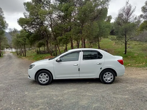 Renault Symbol 2013 Thalia 
