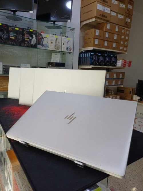 laptop hp Elitebook 645 G9