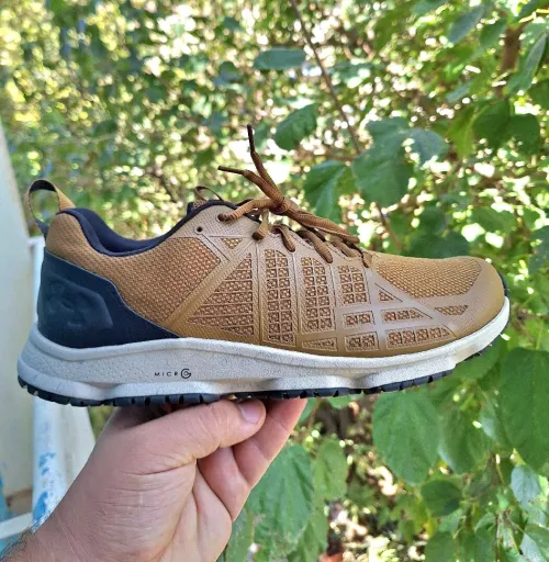Under Armour Micro G Strikefast Pointure 45 