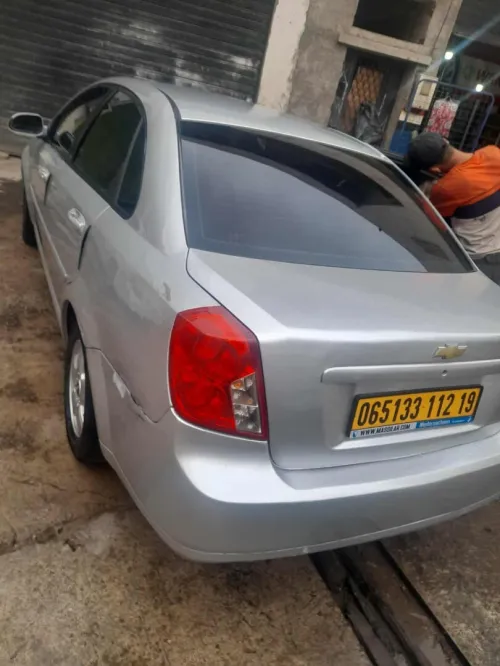 Chevrolet Optra 4 portes 2012 Optra 4 portes