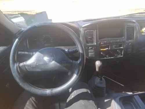 Nissan Urvan 2009
