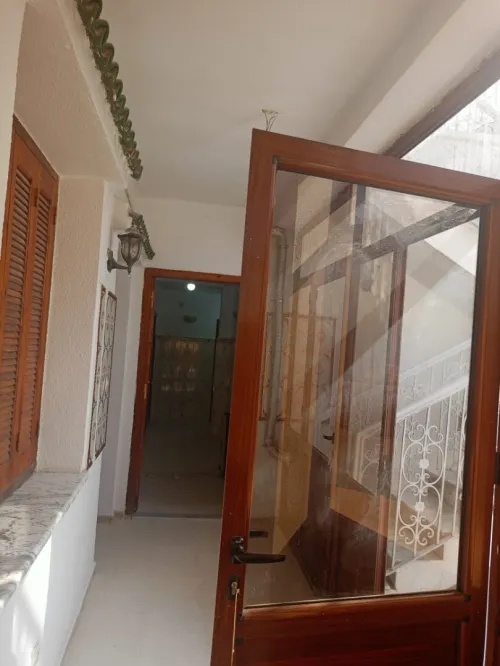Location Appartement Niveau de villa F4 Alger Birkhadem