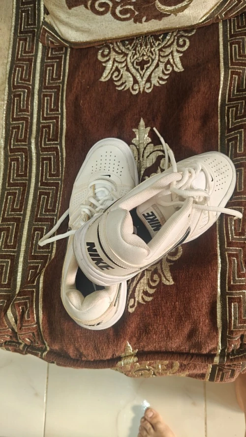 Basquette Nike blanche et grise