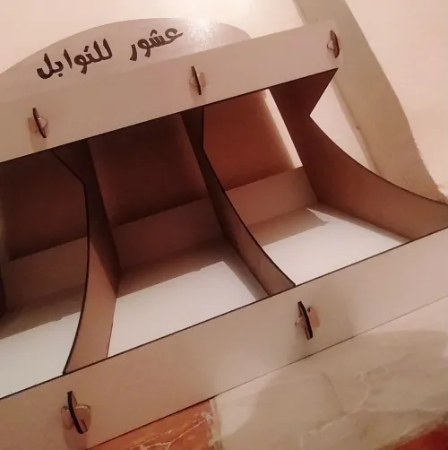 رفوف عرض المنتجات للمعارض والمحلات