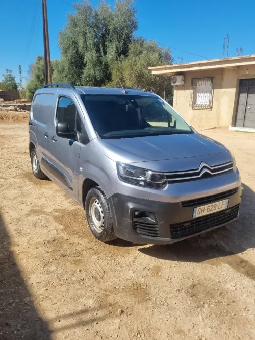 Citroen Berlingo 2022 Tolé niveau 2