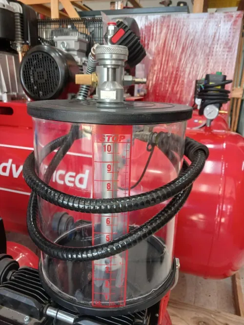 Vasque pour aspirateur d'huile MECLUBE  