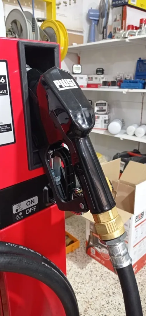 Distributeur De Gasoil à Usage Privé CUBE 56-70-90 PIUSI  