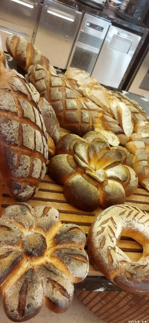 Boulanger viennoisier