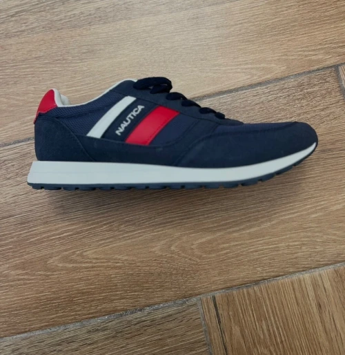 Basquette NAUTICA original venu d UK