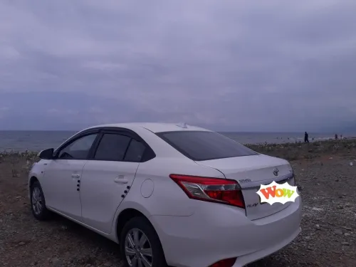 Toyota Yaris Sedan 2016 Play