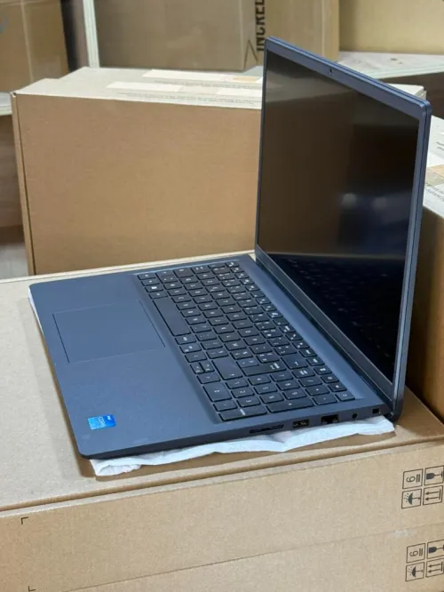 DELL VOSTRO 15 3530 I5 1335U 8GO 512GO SSD NVME NEUF SOUS EMBALLAGE