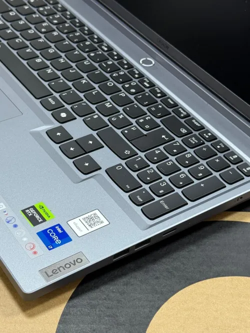 LENOVO LEGION 16IRX9 I7 14650HX 32GO DDR5 512GO SSD NVIDIA GEFORCE RTX4060 8GO NEUF SOUS EMBALLAGE 
