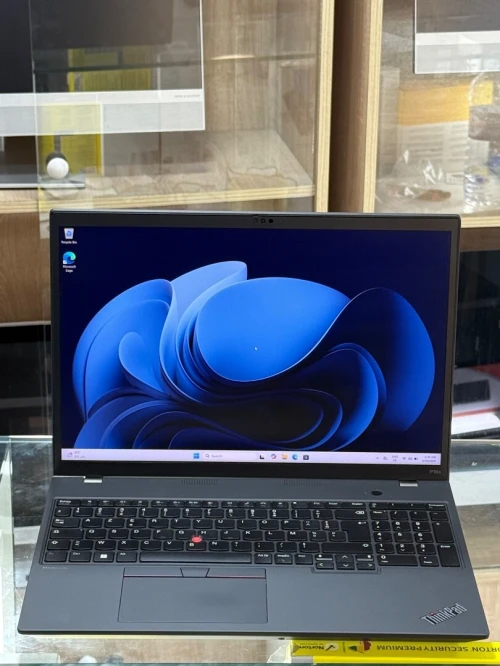 LENOVO THINKPAD P16s GEN 2 I7 1370P 32GO 512GO SSD NVIDIA RTX A500 4GO GDDR6