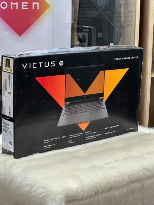 HP VICTUS 15 FB2082WM AMD RYZEN 5 8645HS 8GO DDR5 512GO SSD NVIDIA GEFORCE RTX4050 6GO NEUF SOUS EMB