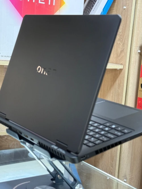 HP OMEN 16z AP000 AMD RYZEN 9 8940HX 16GO 512GO SSD NVIDIA GEFORCE RTX5060 8GO NEUF 