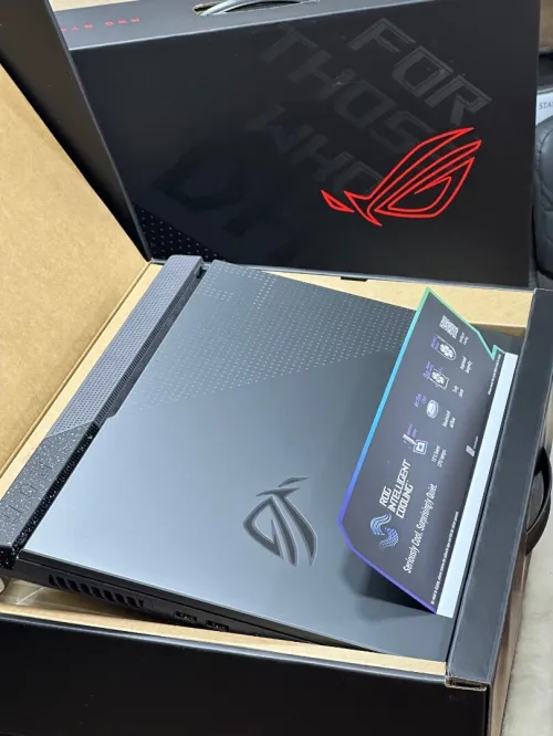 ASUS ROG STRIX G17 G713PV AMD RYZEN 9 7940HX 16GO 512GO NVIDIA GEFORCE RTX4060 8GO 17.3 NEUF SOUS EM