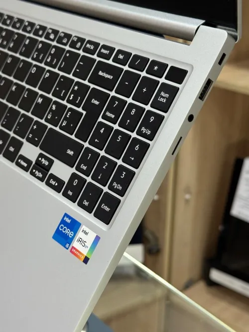 SAMSUNG GALAXYBOOK 2 PRO 750XED I5 1235U 8GO 256GO SSD NVME