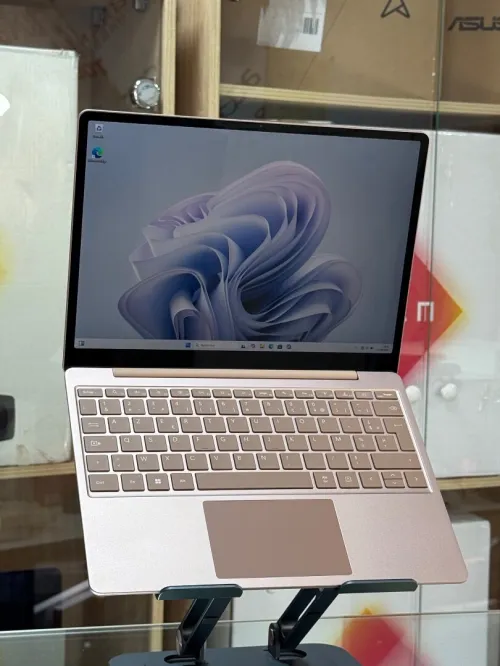 SURFACE LAPTOP 7TH EDITION INTEL CORE ULTRA 7 266V 16GO 512GO SSD INTEL ARC 140V 8GO