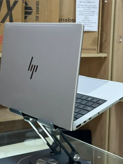 HP ELITEBOOK 8 G1i 14 AI PC INTEL CORE ULTRA 7 258V 32Go 1To SSD INTEL ARC 140V 16Go