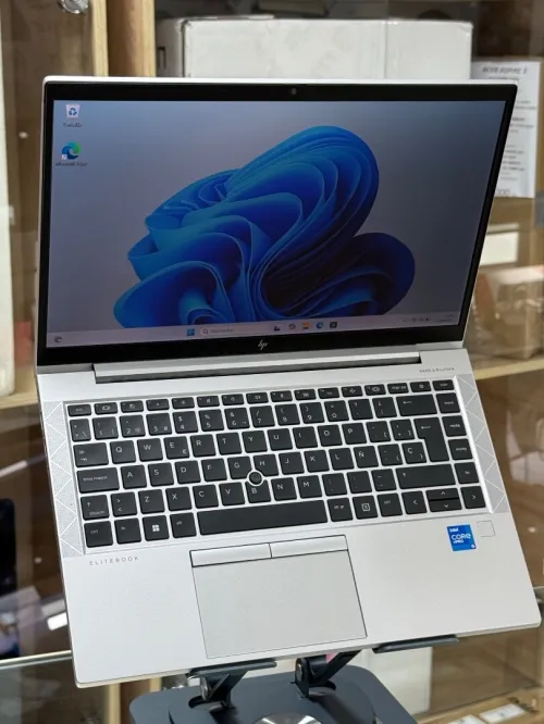 HP ELITEBOOK 840 G8 I5 VPRO 1145G7 16GO 256GO SSD NVME