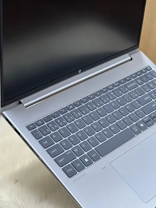 HP PROBOOK 460 G11 ULTRA 5 125U 16GO DDR5X 512Go SSD NEUF SOUS EMBALLAGE 