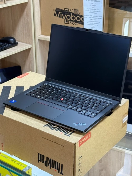 LENOVO THINKPAD E14 GEN 5 I7 1355U 16GO 512GO SSD NEUF SOUS EMBALLAGE