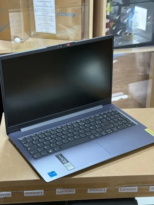 LENOVO IDEAPAD SLIM 3 15IRU8 I3 1305U 8GO 512GO SSD NEUF SOUS EMBALLAGE 