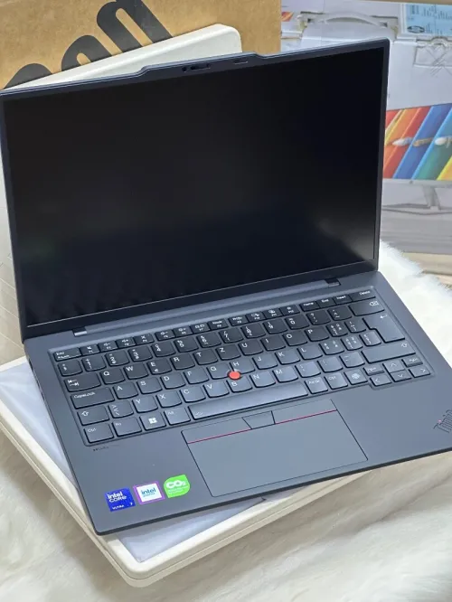 LENOVO THINKPAD X1 CARBON GEN 12 ULTRA 7 155U 32GO DDR5X 512GO SSD NEUF SOUS EMBALLAGE 