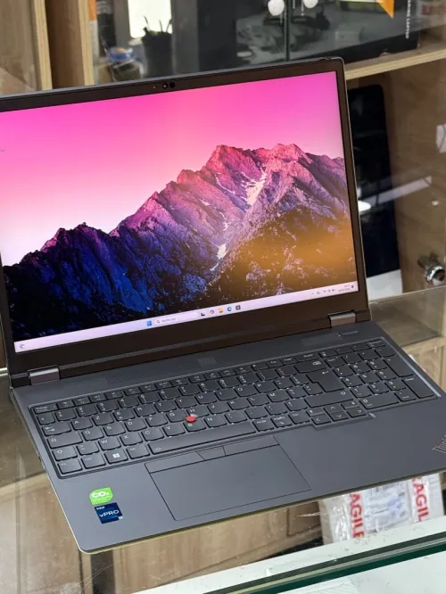 LENOVO THINKPAD P16 GEN 2 I7 VPRO 13850Hx 128Go 3TO SSD NVIDIA RTX 3500 ada 12GO GDDR6 3K