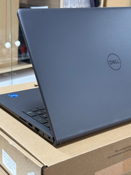 DELL VOSTRO 15 3530 I5 1335U 8GO 512GO SSD NEUF SOUS EMBALLAGE