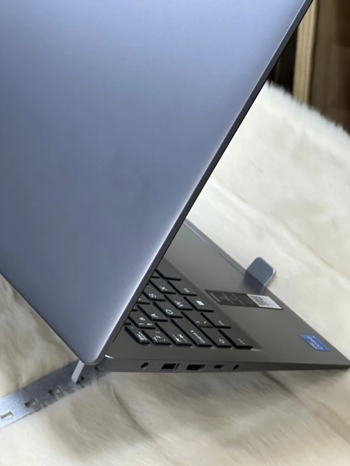 LENOVO IDEAPAD SLIM 3i 15IRH8 I5 13420H 8GO 512GO SSD NEUF SOUS EMBALLAGE 