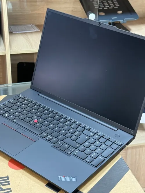 LENOVO THINKPAD E16 I7 13700H 16GO 512GO SSD NVME NEUF SOUS EMBALLAGE