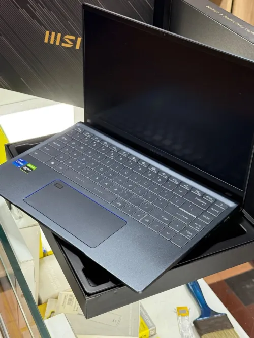 MSI PRESTIGE 14 A11SC I7 1185G7 16GO 1TO SSD NVIDIA GEFORCE GTX1650 4GO NEUF SOUS EMBALLAGE 