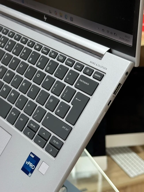 HP ZBOOK FIREFLY 14 G10 I7 VPRO 1365U 32GO 512GO SSD NVIDIA RTX500 4GO GDDR6