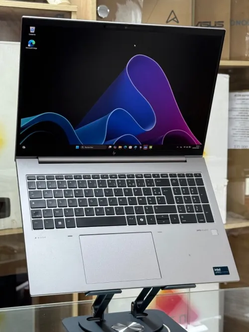 HP ZBOOK FIREFLY 16 G11 INTEL CORE ULTRA 7 165H 32GO 512GO NVIDIA RTX A500 4GO GDDR6