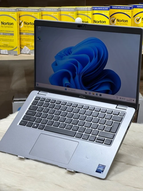 DELL LATITUDE 5440 I5 VPRO 1345U 16GO 256GO SSD NVME 